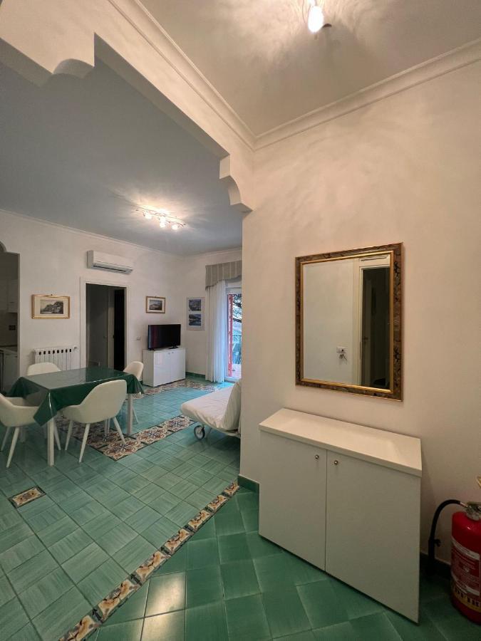 Sorrento Home E Flat Park And Pool Extérieur photo