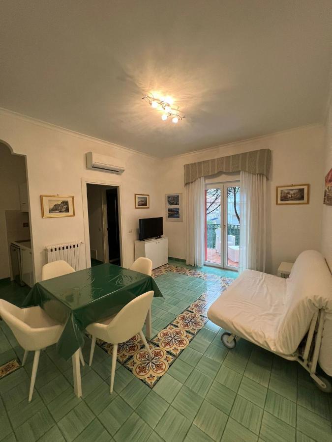 Sorrento Home E Flat Park And Pool Extérieur photo