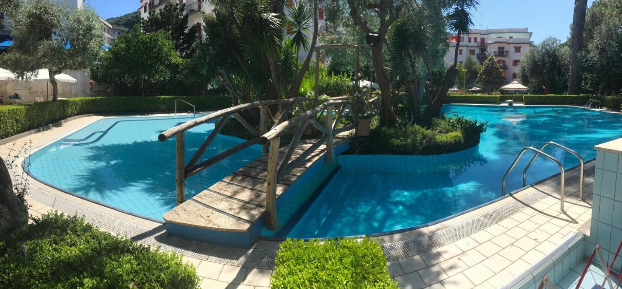 Sorrento Home E Flat Park And Pool Extérieur photo