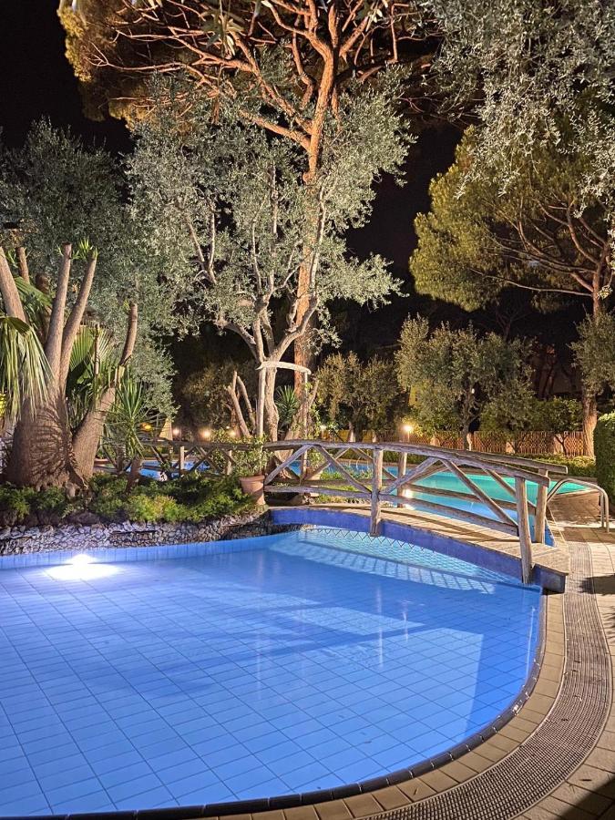 Sorrento Home E Flat Park And Pool Extérieur photo